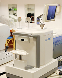 スペキュラーマイクロスコープ（角膜内皮顕微鏡検査）